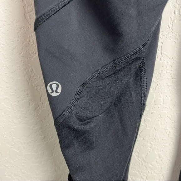 Lululemon Run For Your Life Crop Leggings Chevron - Picture 9 of 15